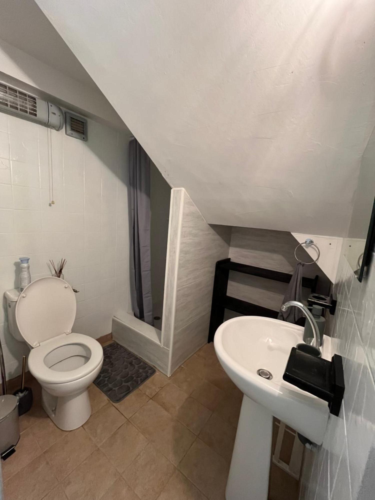 Logement Paisible En Bord De Vienne Bonneuil-Matours Kültér fotó